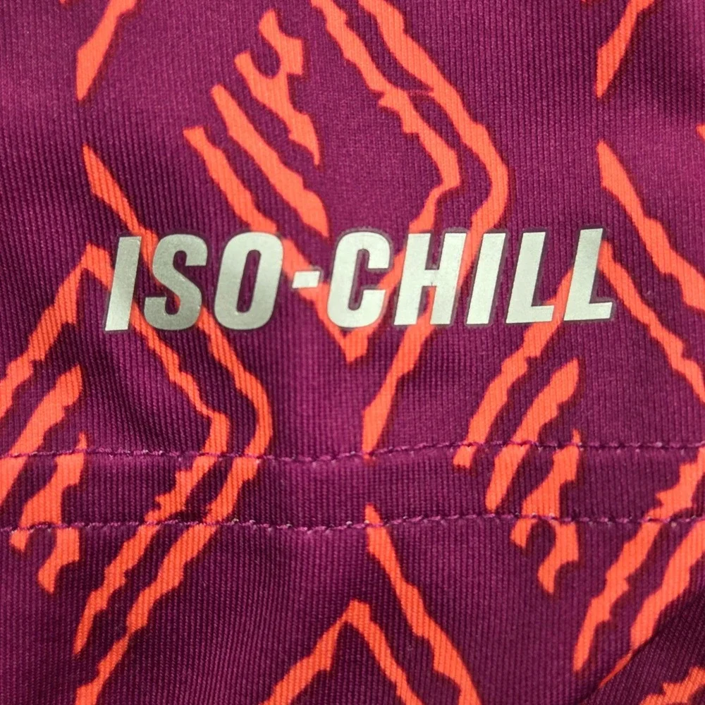 Under Armour Iso-Chill Meridian‎ Quarter Zip Pullover Shirt Magenta Womens Small